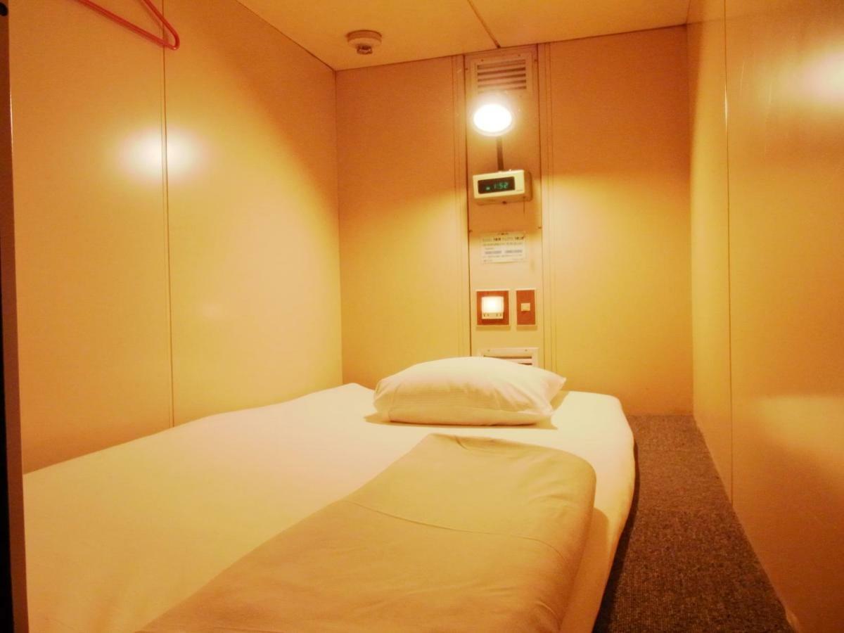 Capsule Hotel Block Room โตเกียว ภายนอก รูปภาพ