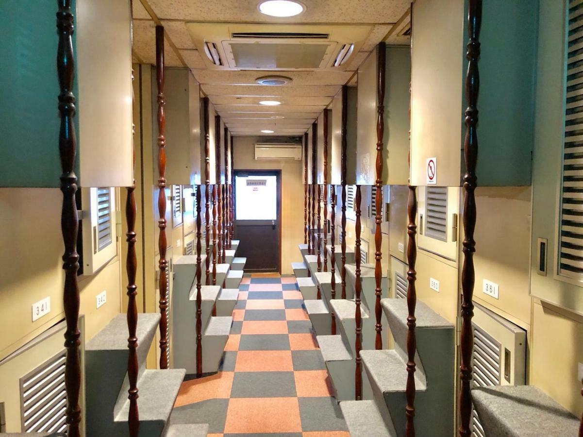 Capsule Hotel Block Room โตเกียว ภายนอก รูปภาพ