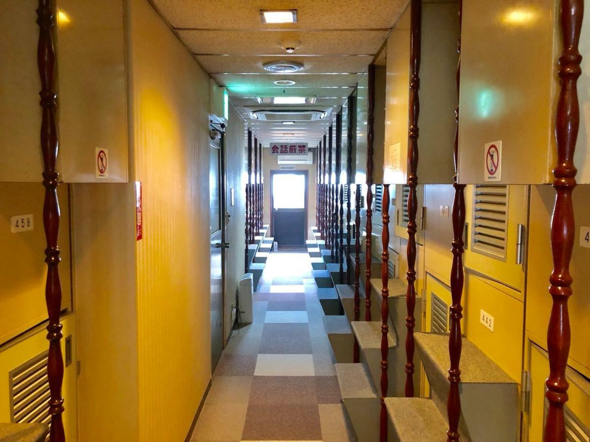 Capsule Hotel Block Room โตเกียว ภายนอก รูปภาพ
